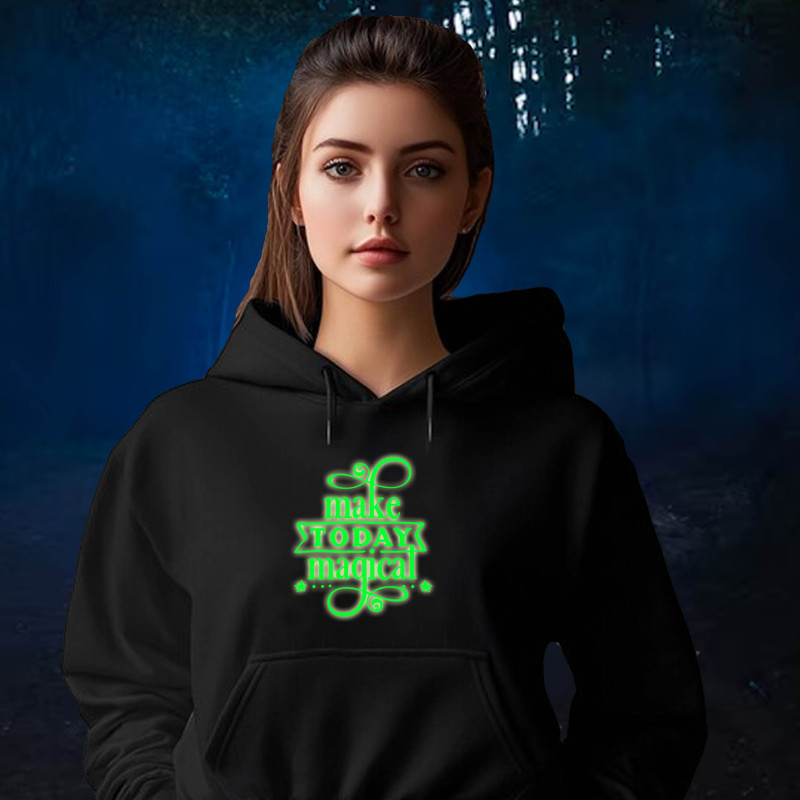 Świecąca bluza magia